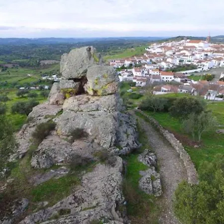 Charming House With Mountain View In Encinasola, Fireplace Holiday home Encinasola